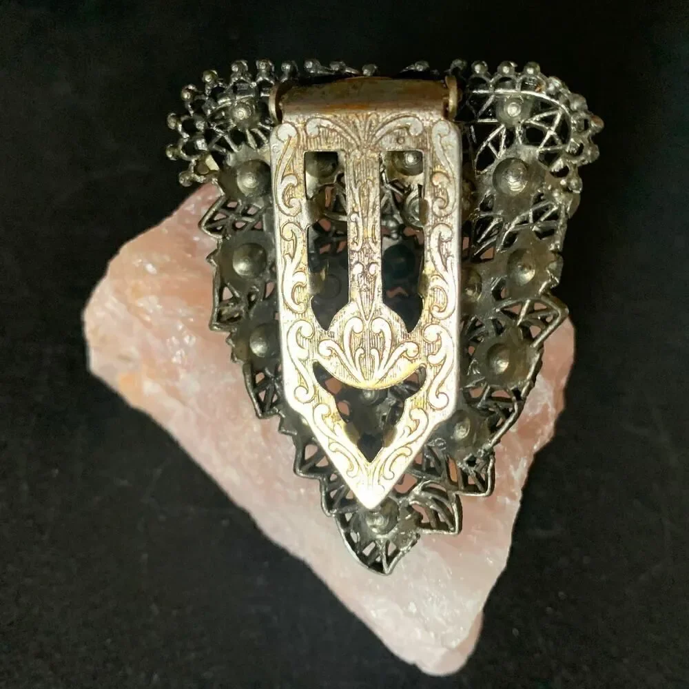 Work of Art Antique Metal work Shield Dress pin, Unmarked - Picture 6 of 6